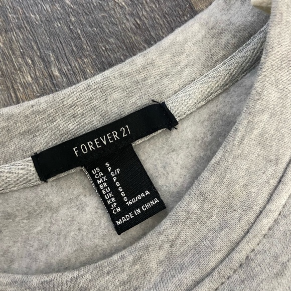 Cropped sweater - Picture 3 of 4